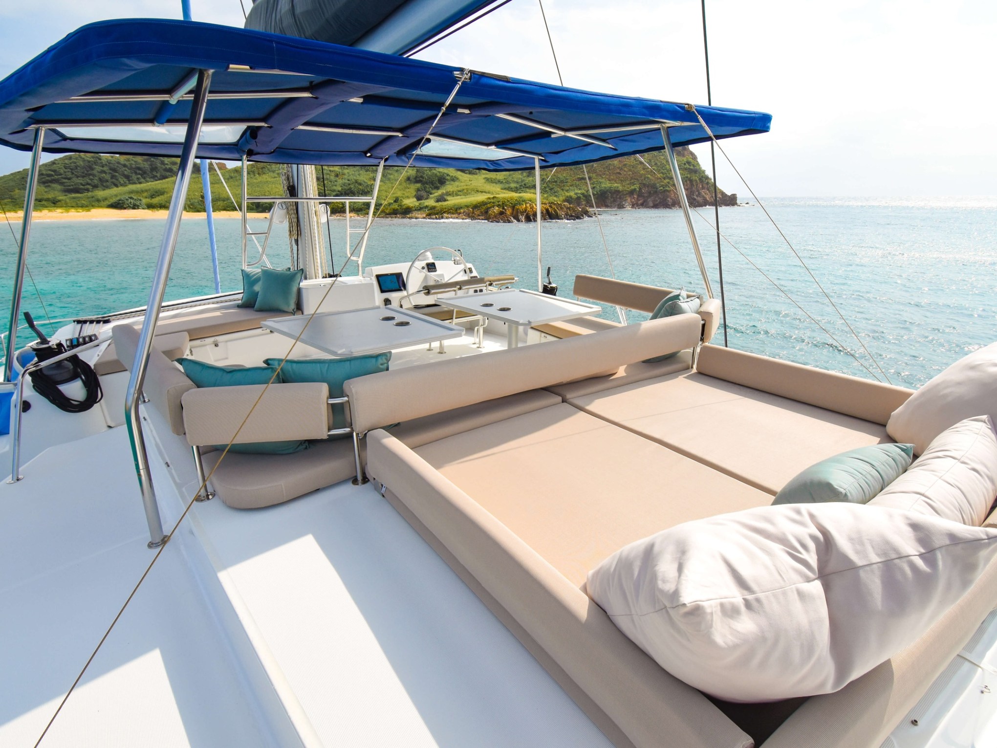 a boat sitting on top of a beach