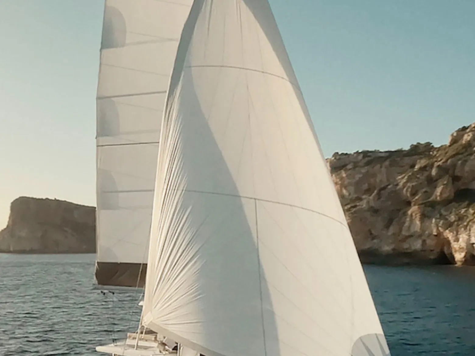 a small boat in a body of water